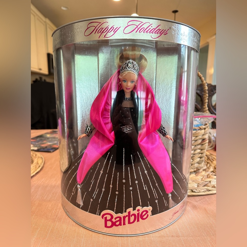 Mattel 1998 Happy Holidays Barbie Doll Special Edition New In Box